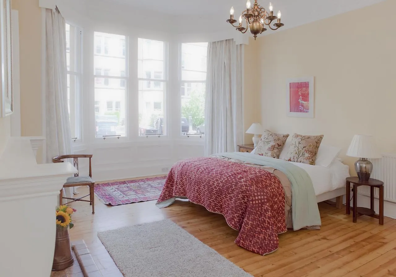 Apartament The Edinburgh Address - Classic Marchmont Charm
