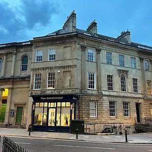 stunning-bath-townhouse-city-centre-as.tophotelsbath.com/